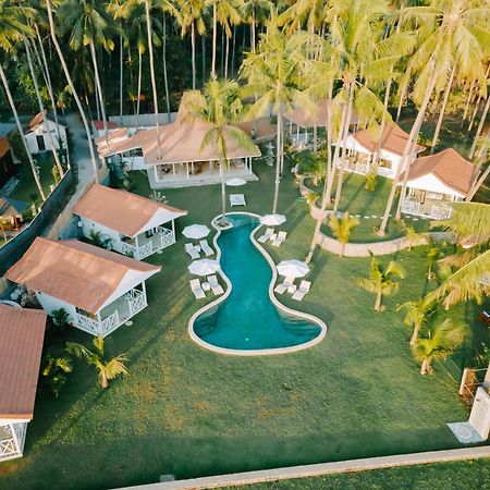 Senang Resort Tianyar Eksteriør billede