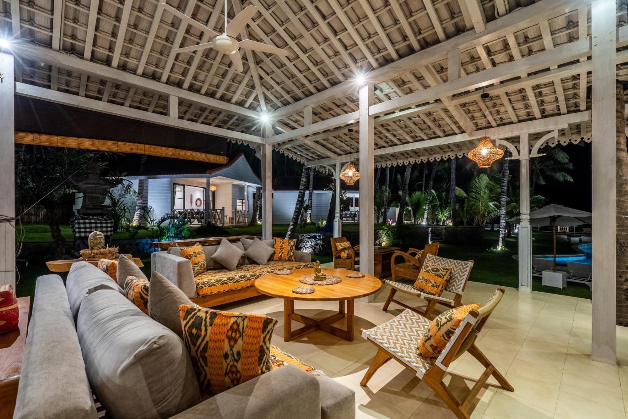 Senang Resort Tianyar Eksteriør billede